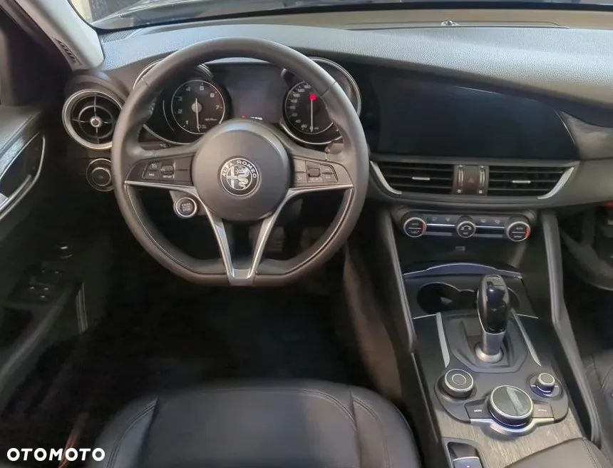 Alfa Romeo Giulia 2.0 Turbo Super - 6
