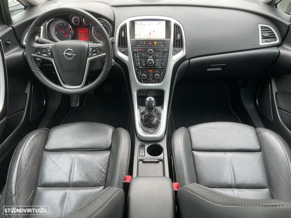 Opel Astra GTC 2.0 CDTi S/S - 2