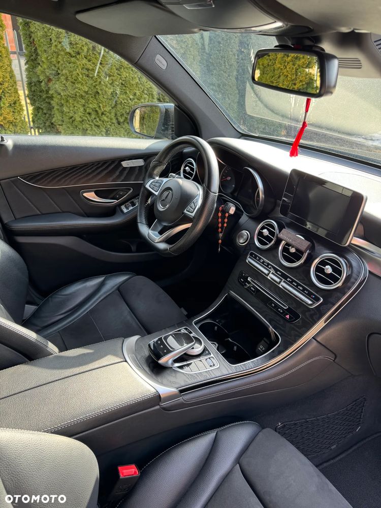 Mercedes-Benz GLC - 7