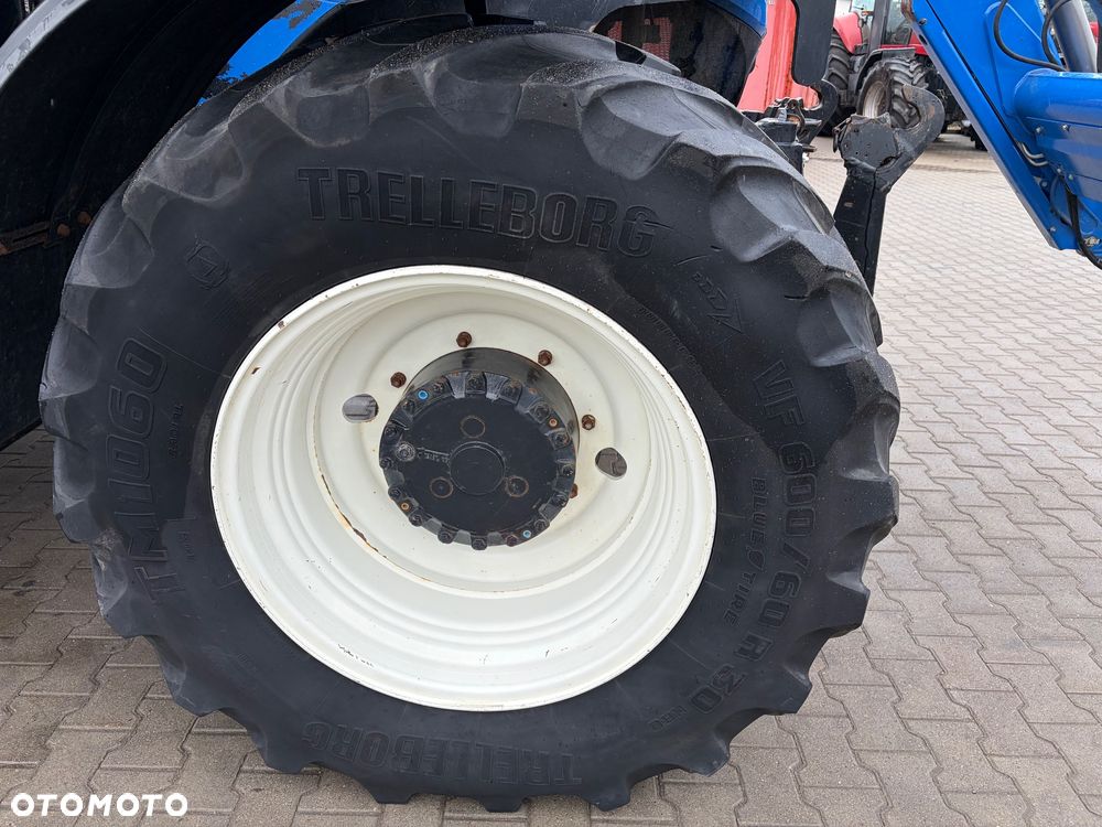 New Holland - 16