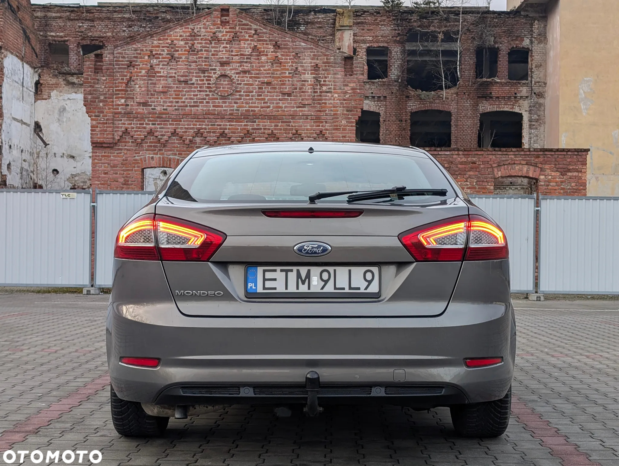 Ford Mondeo - 12