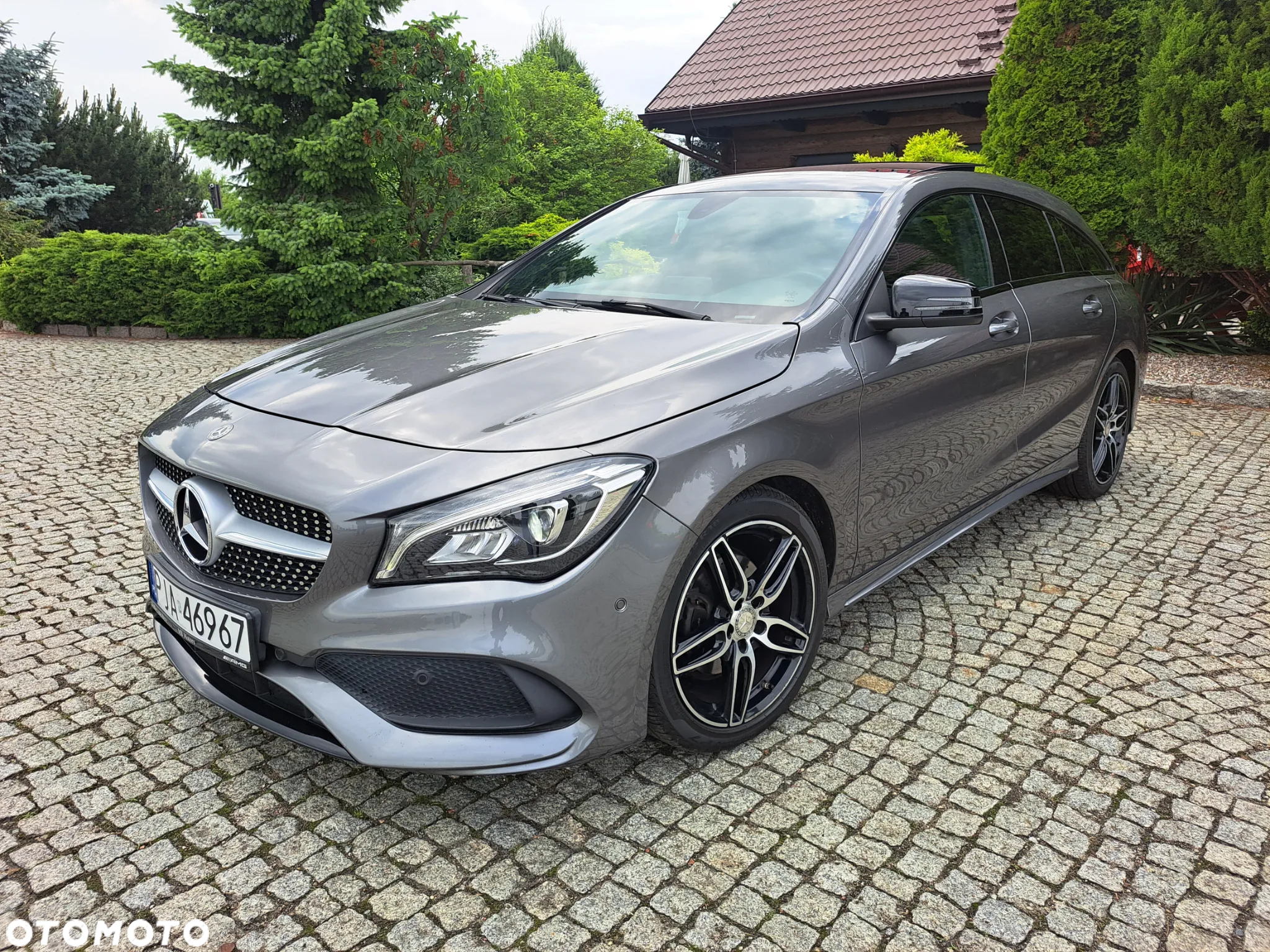 Mercedes-Benz CLA Shooting Brake 200 7G-DCT AMG Line - 15