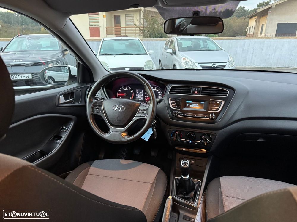 Hyundai i20 1.2 Comfort - 25