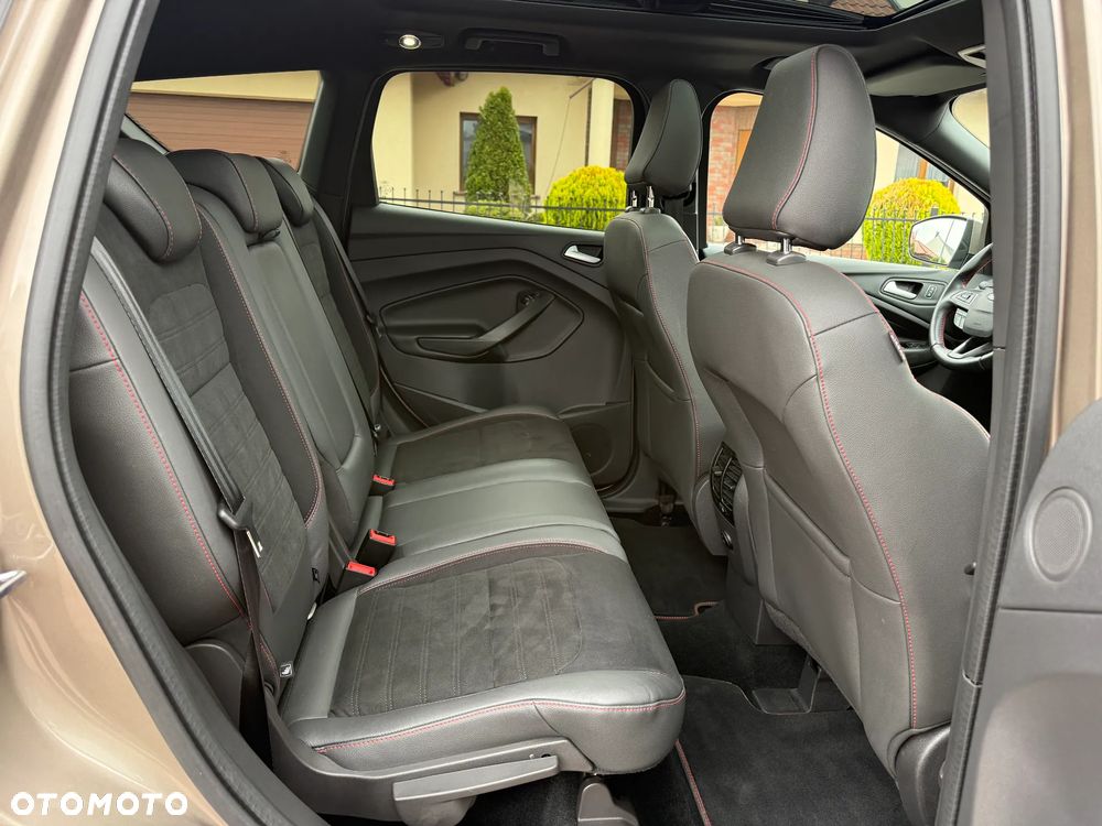 Ford Kuga 2.0 TDCi AWD ST-Line - 9