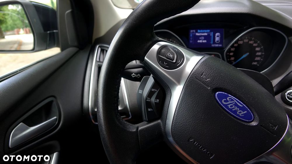 Ford Focus 1.6 EcoBoost Titanium - 11