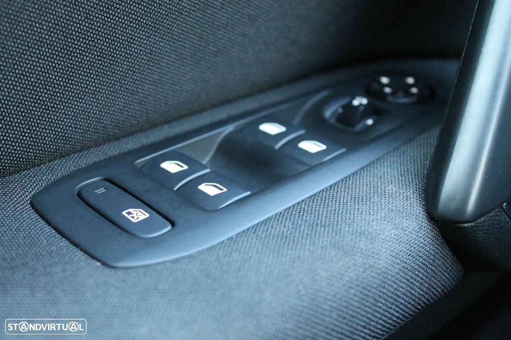 Peugeot 308 SW 1.5 BlueHDi Style - 23