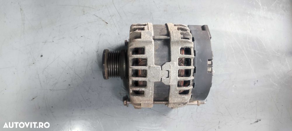 Alternator volkswagen vw touran 2 cod motor DFE cod 03L903023M - 2
