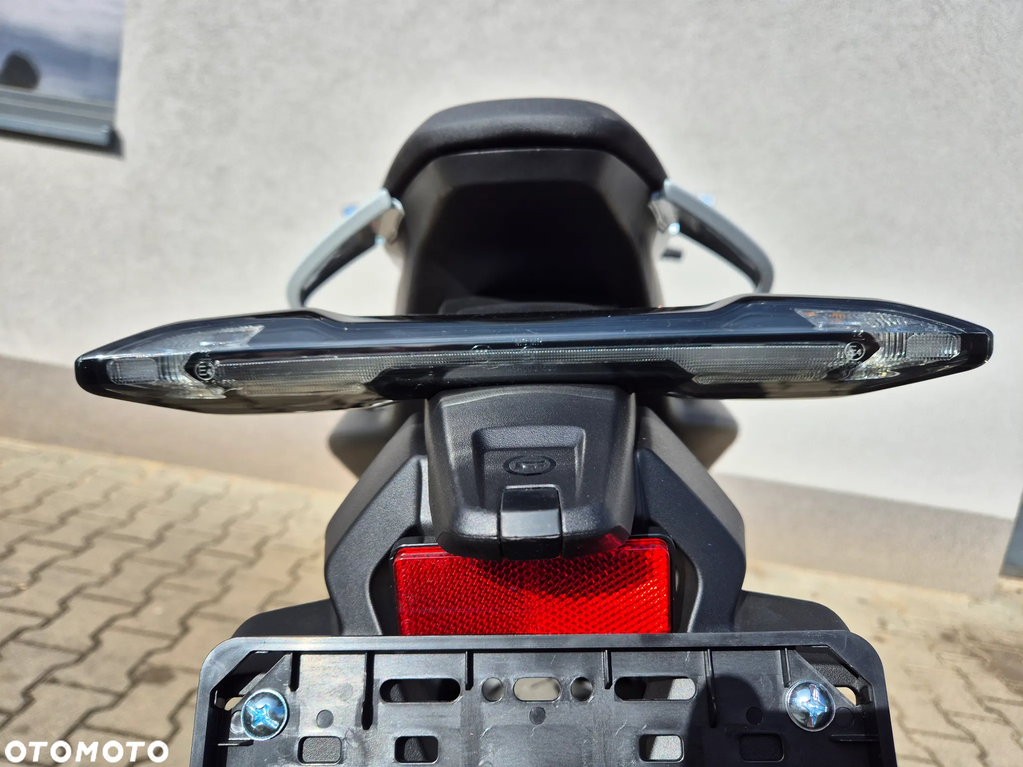 CFMoto SR - 24