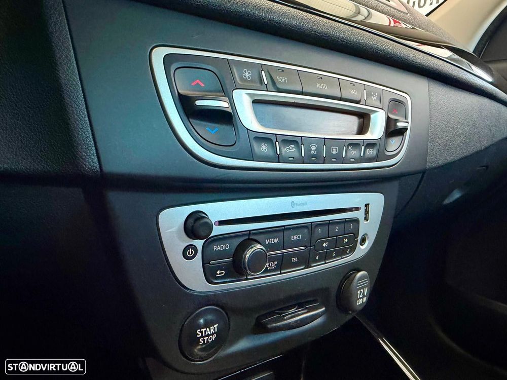 Renault Mégane 1.5 dCi Bose Edition SS - 8