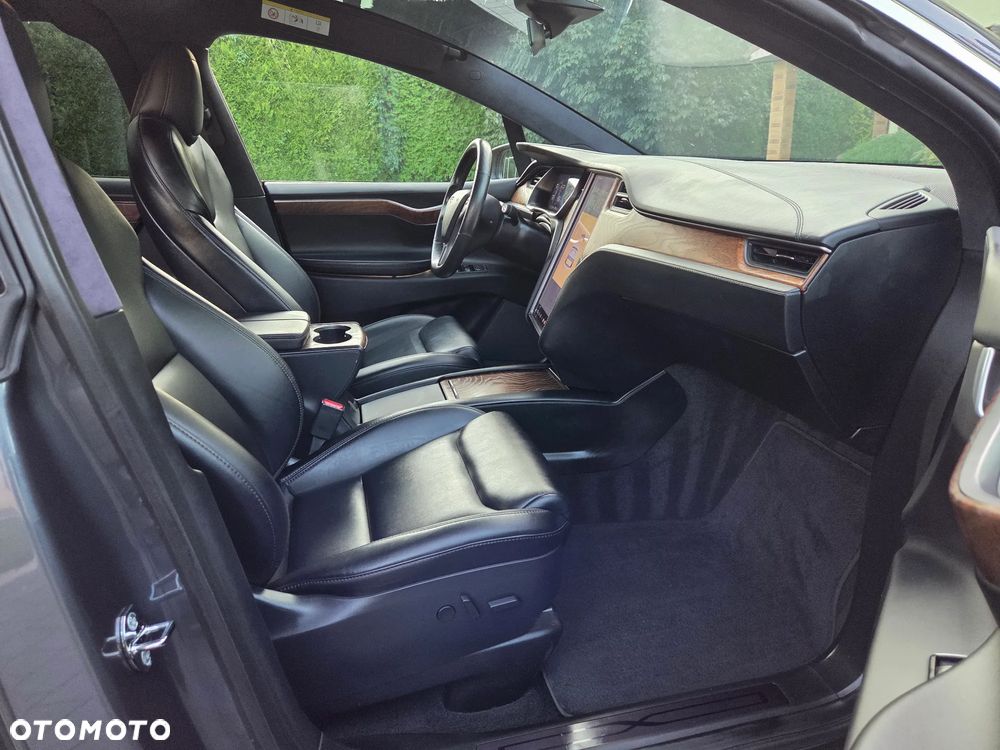 Tesla Model X Maximale Reichweite - 34