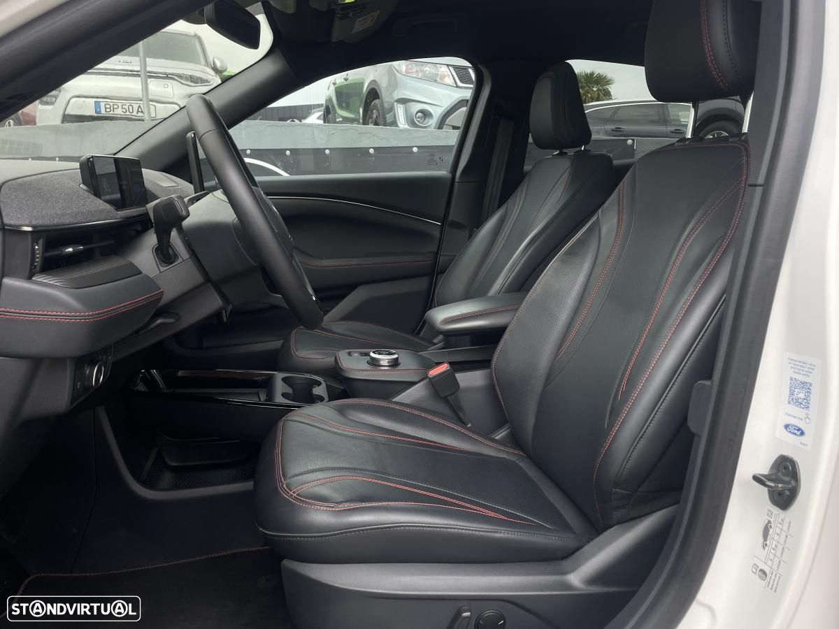 Ford Mustang Mach-E 98.7 kWh Premium AWD - 15