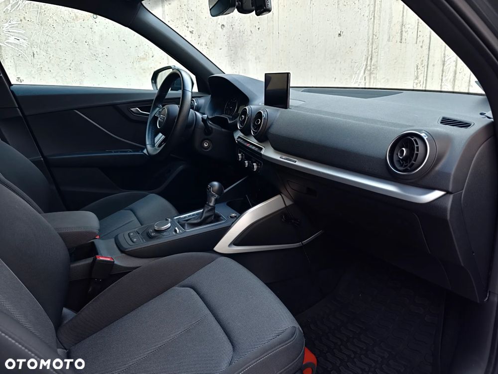 Audi Q2 35 TFSI Sport S tronic - 23