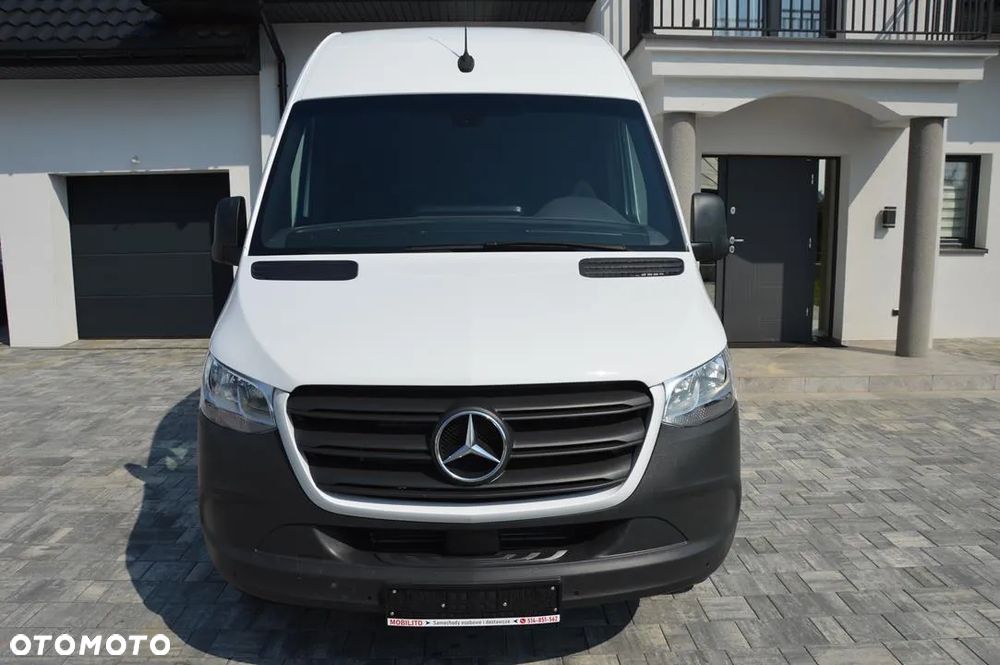 Mercedes-Benz Sprinter - 8
