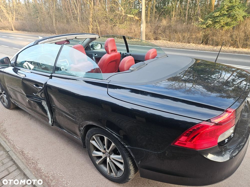 Volvo C70 D3 Momentum - 11