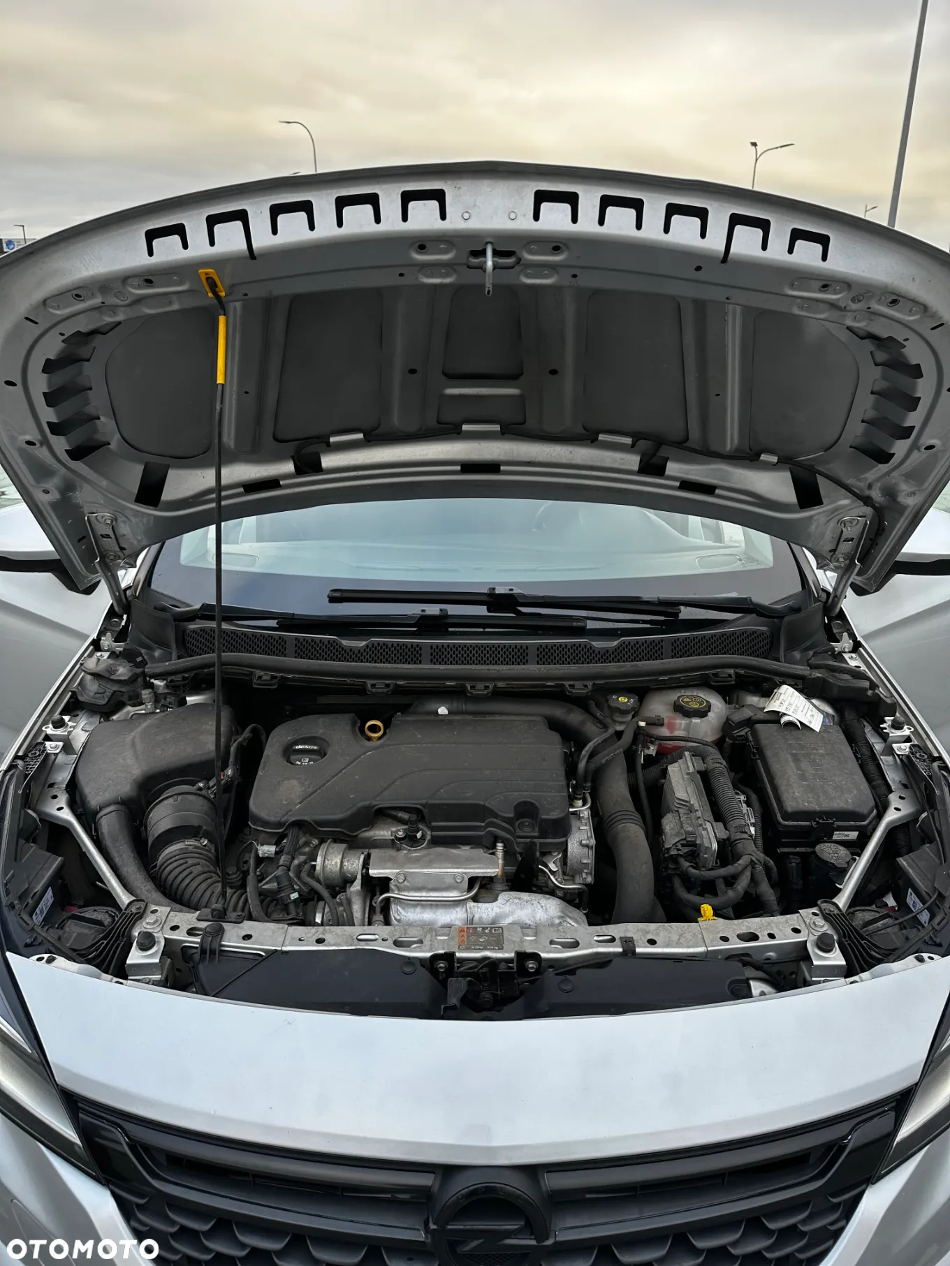 Opel Astra V 1.4 T Elite S&S - 15
