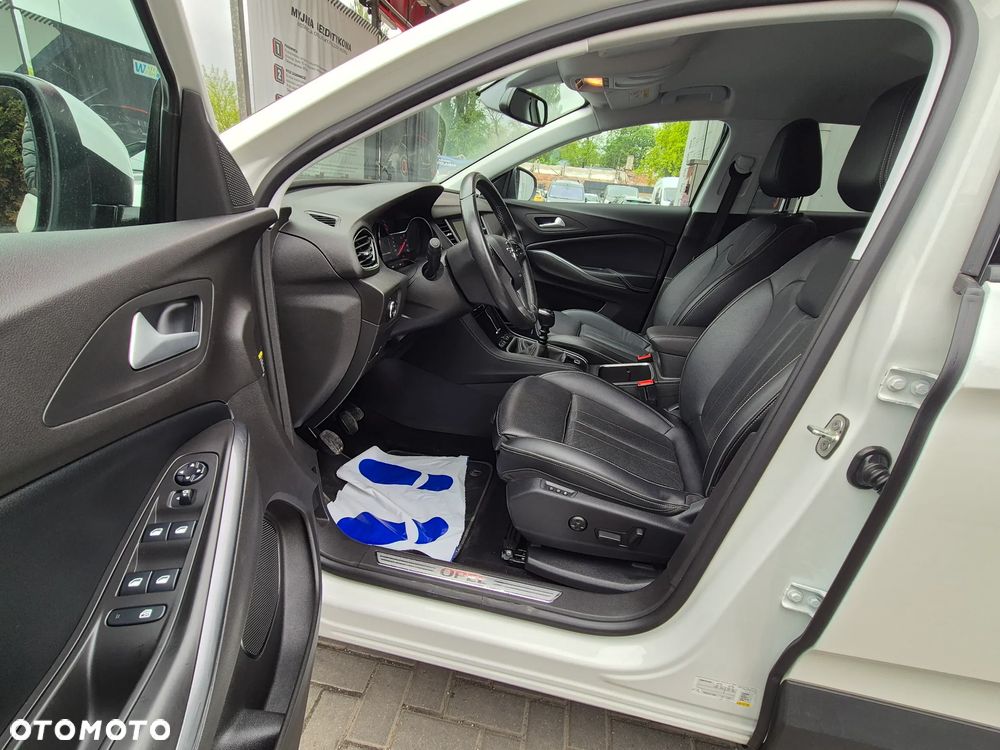 Opel Grandland X 1.2 Start/Stop Business INNOVATION - 22