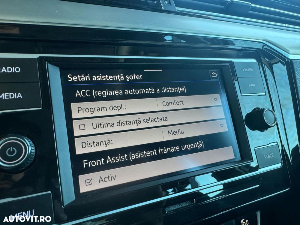 Volkswagen Passat 2.0 TDI DSG Highline - 24