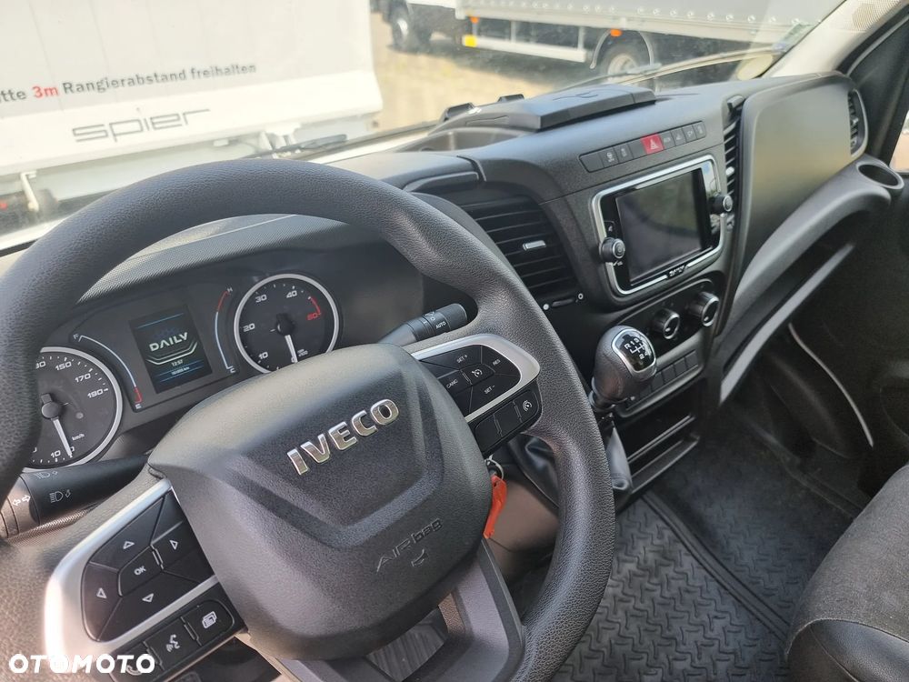 Iveco Daily 35S16 - 16