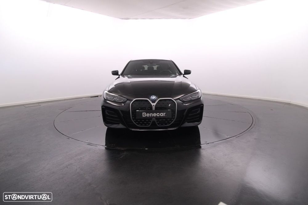 BMW i4 eDrive40 Pack Desportivo M - 12