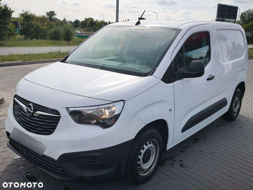Opel COMBO - 12