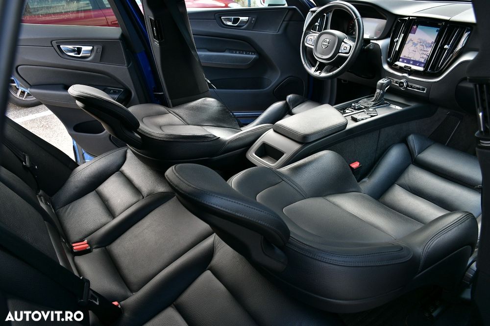Volvo XC 60 D5 AWD R-Design - 15