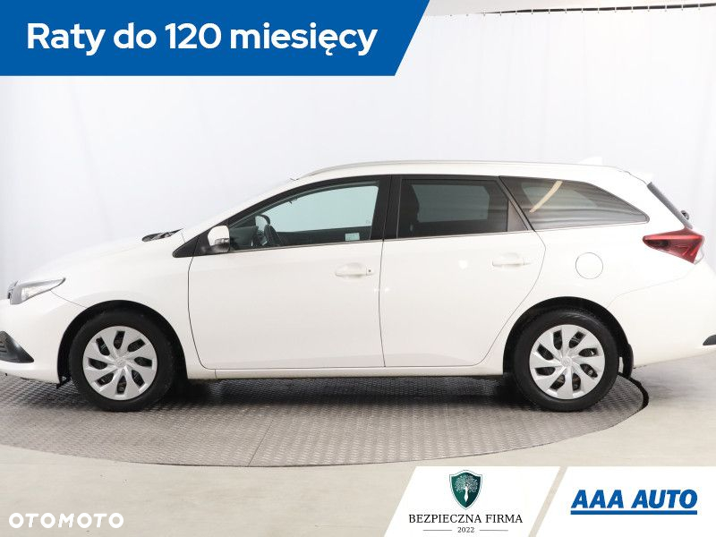 Toyota Auris - 3
