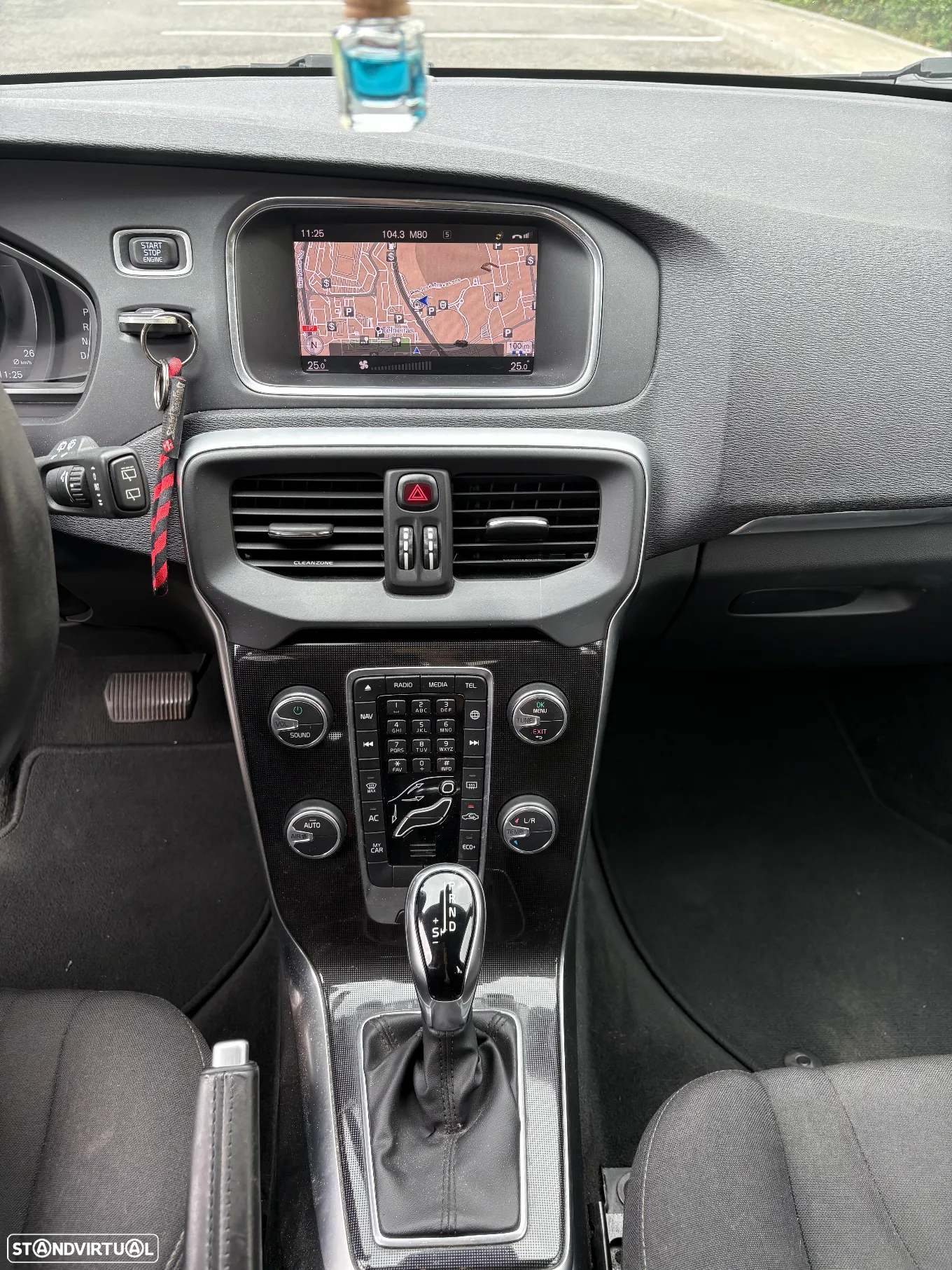 Volvo V40 1.5 T3 Sport Edition Geartronic - 23