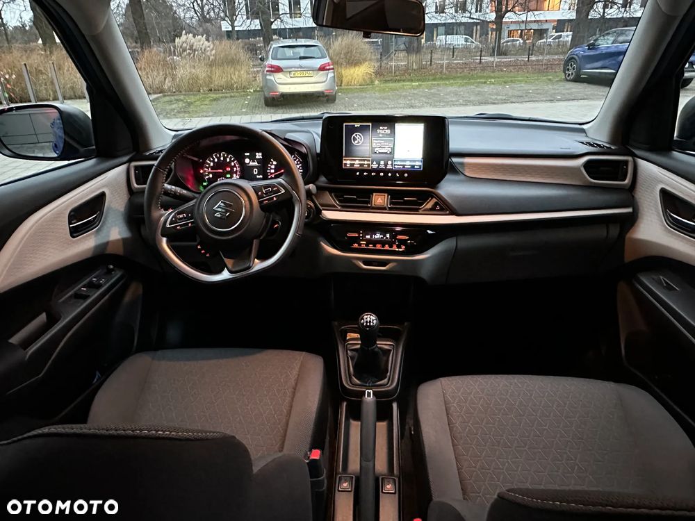 Suzuki Swift 1.2 Dualjet SHVS Premium Plus - 12