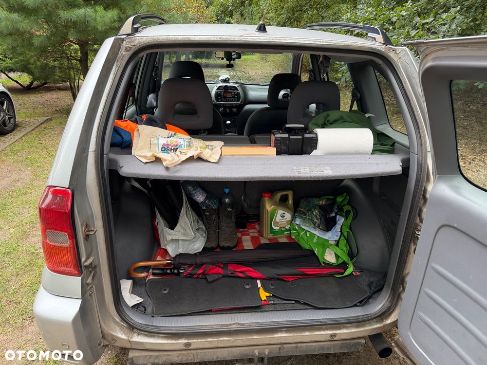 Toyota RAV4 D-4D 4x4 Sol - 5