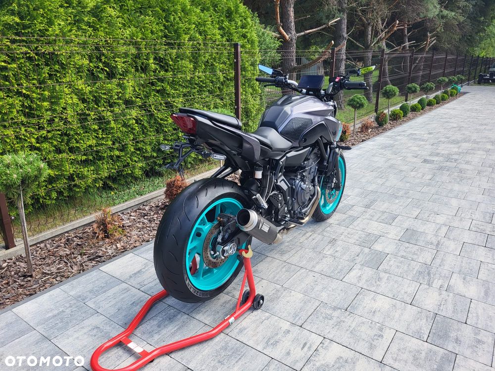 Yamaha MT - 12