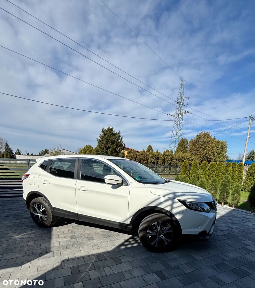 Nissan Qashqai 1.2 DIG-T Acenta EU6 - 1