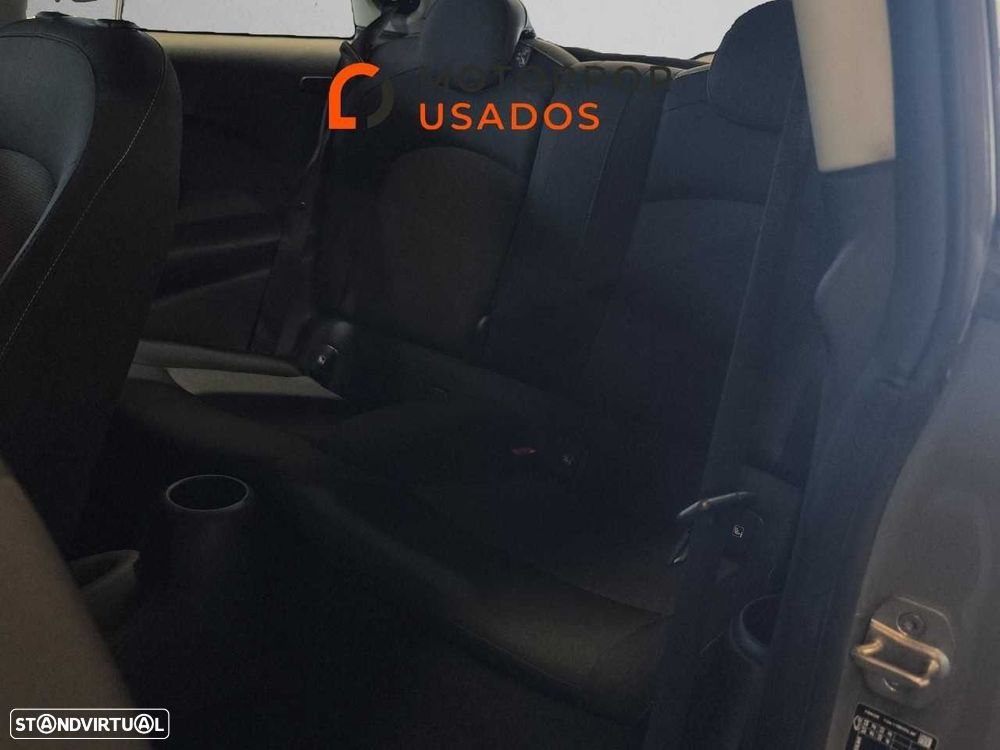 MINI 3 Portas One - 10