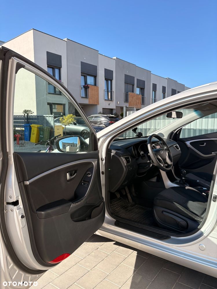 Hyundai i30 1.4 CRDi Classic + - 24