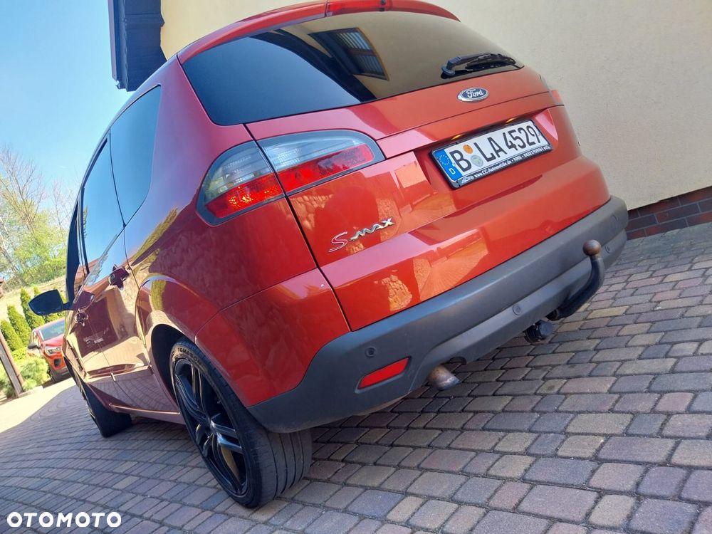 Ford S-Max - 14