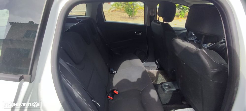 Renault Clio Sport Tourer 0.9 TCE Confort - 15