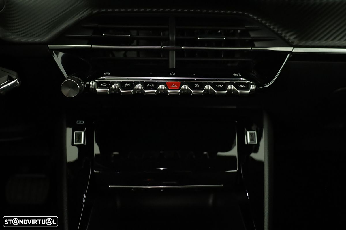 Peugeot 2008 1.2 PureTech Allure EAT8 - 12