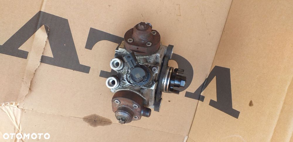 volvo s60 v60 xc60 s80 xc70 2.0 2.4 d3 d4 d5 pompa wtryskowa 31372081 - 3