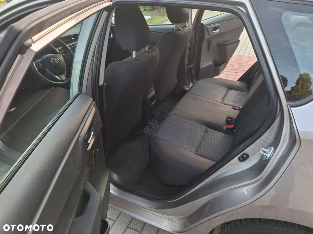 Toyota Auris 1.33 VVT-i Active - 15