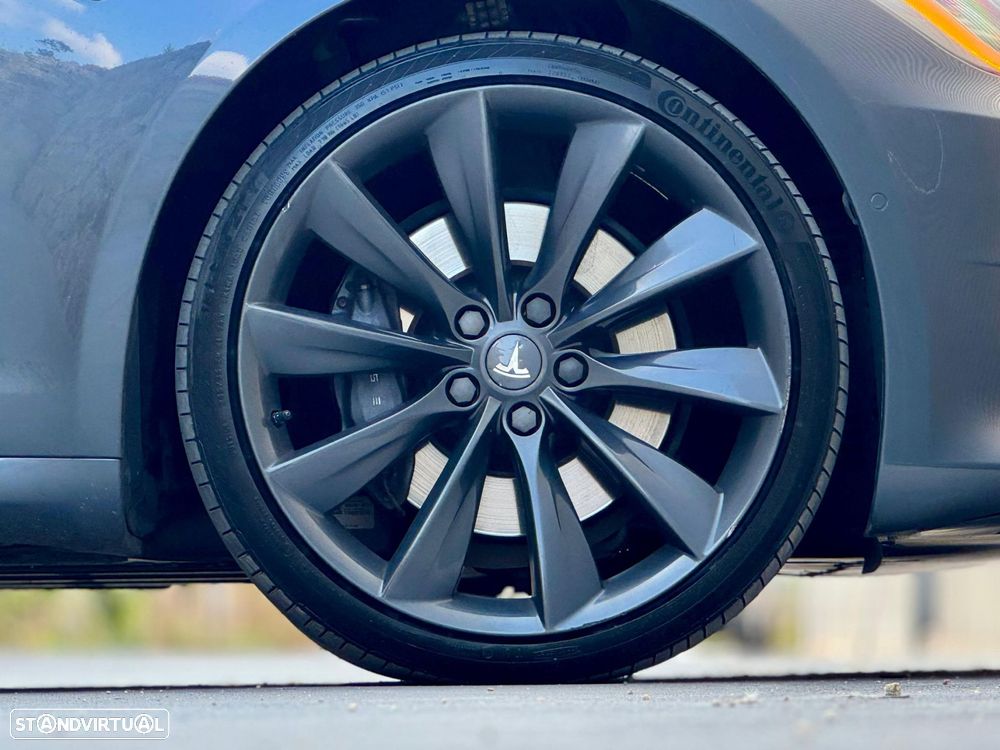 Tesla Model S 100D - 23