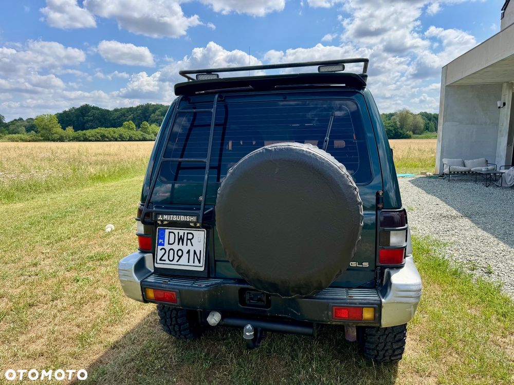 Mitsubishi Pajero - 3