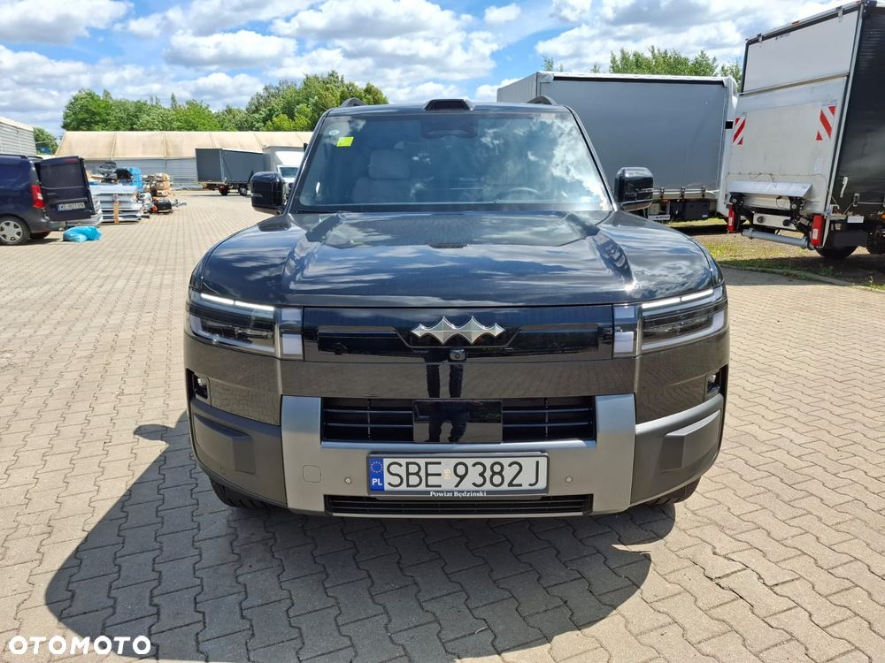 BYD Leopard 7 - 10