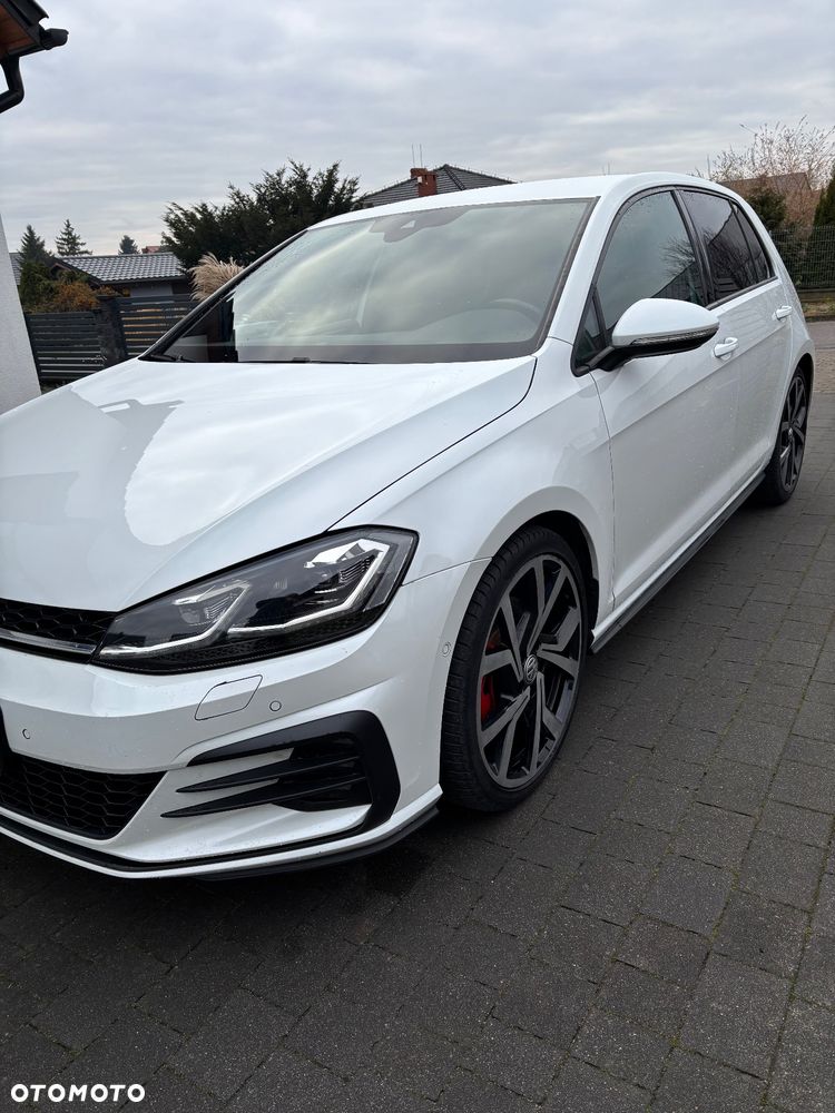 Volkswagen Golf 2.0 TDI BMT GTD - 12