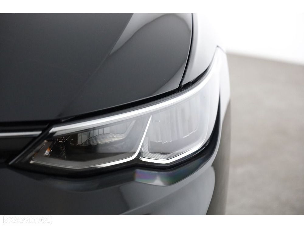 VW Golf 1.0 eTSI Life DSG - 27