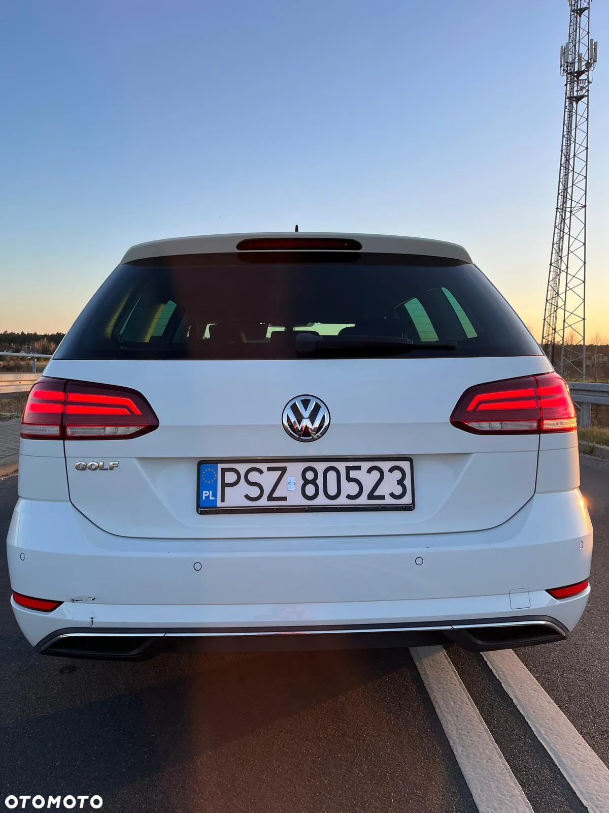 Volkswagen Golf VII 1.6 TDI BMT Comfortline - 4
