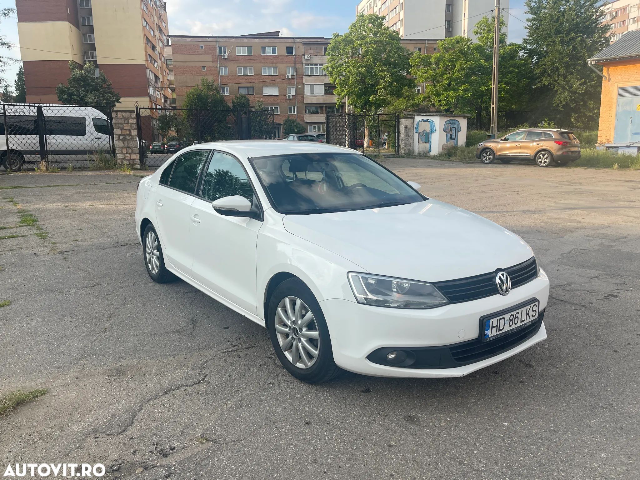 Volkswagen Jetta 1.6 TDI DPF Trendline - 1