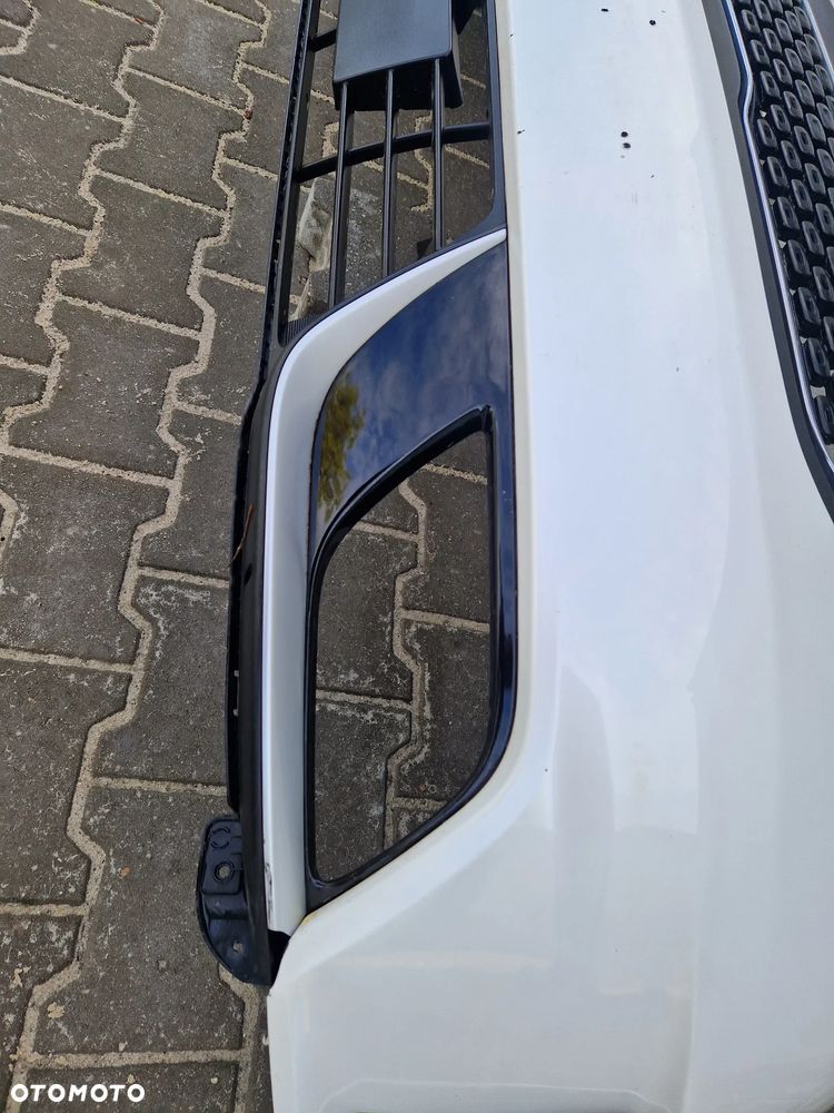Zderzak Kia Niro l 2016 - - 12