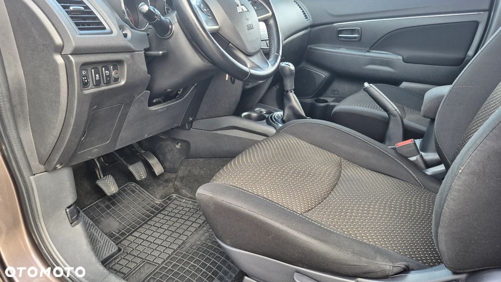 Mitsubishi ASX 1.6 Intense - 8