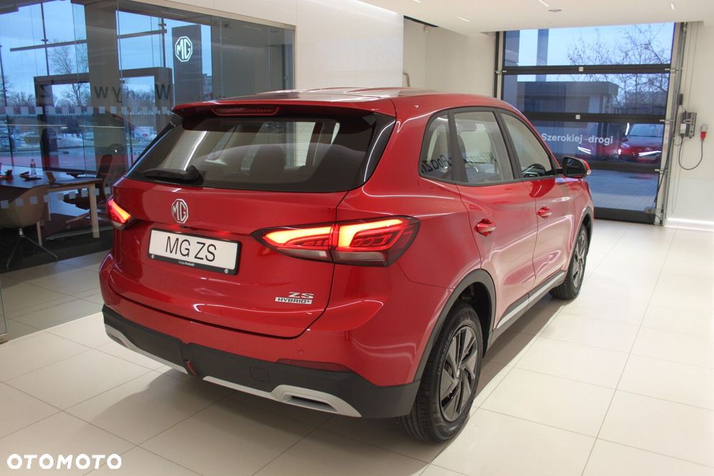 MG ZS Hybrid+ - 18