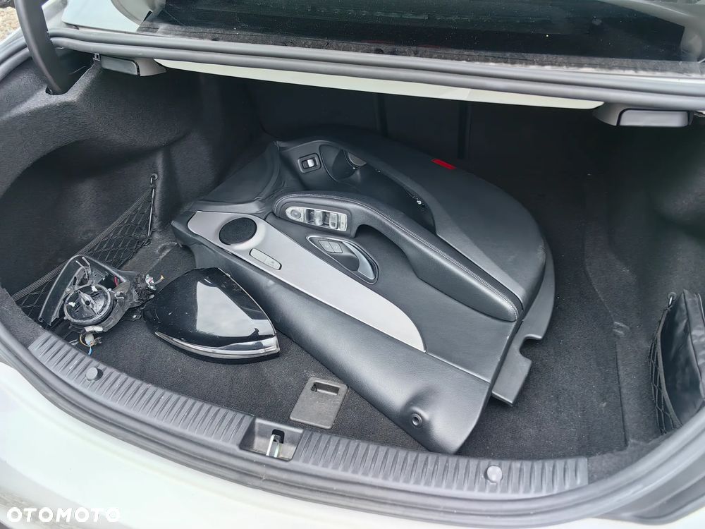 Mercedes-Benz Klasa C 220 d 4MATIC 9G-TRONIC - 31