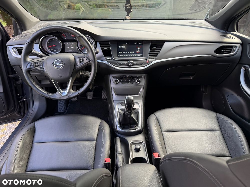 Opel Astra 1.4 Turbo Innovation - 33